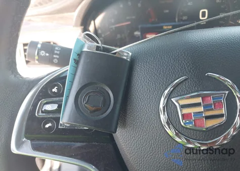 2014 Cadillac Xts Premium z USA, uszkodzony, nr VIN 2G61P5S31E9167519